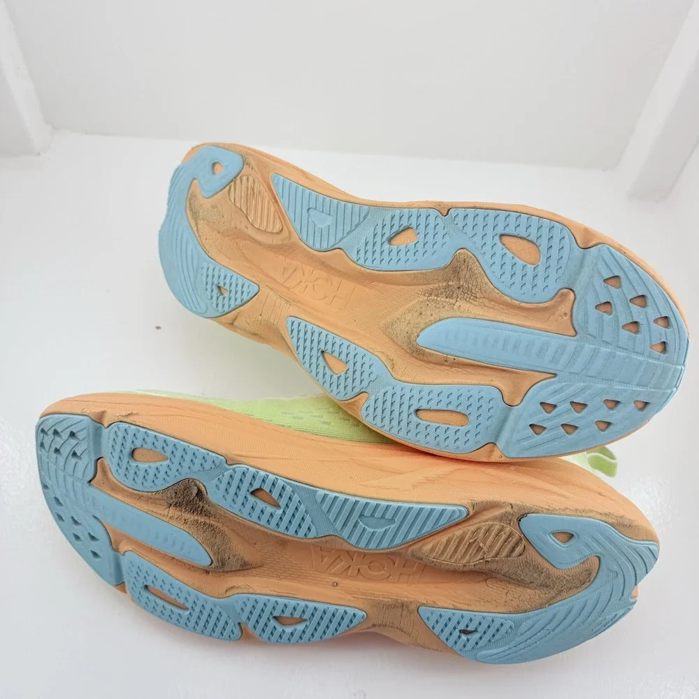 Hoka One One hoka skyflow